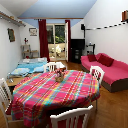 Apartment Toma Makarska