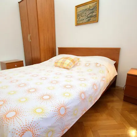 Apartment Toma Makarska