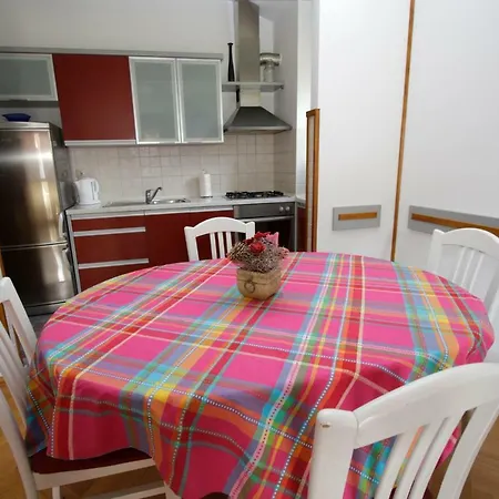 Toma Apartment